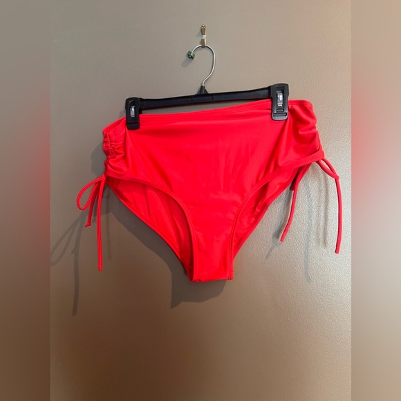 Caribbean Joe Women's Standard Ruffle Tankini Tummy Swimsuit Set | Size XXL - Picture 5 of 7